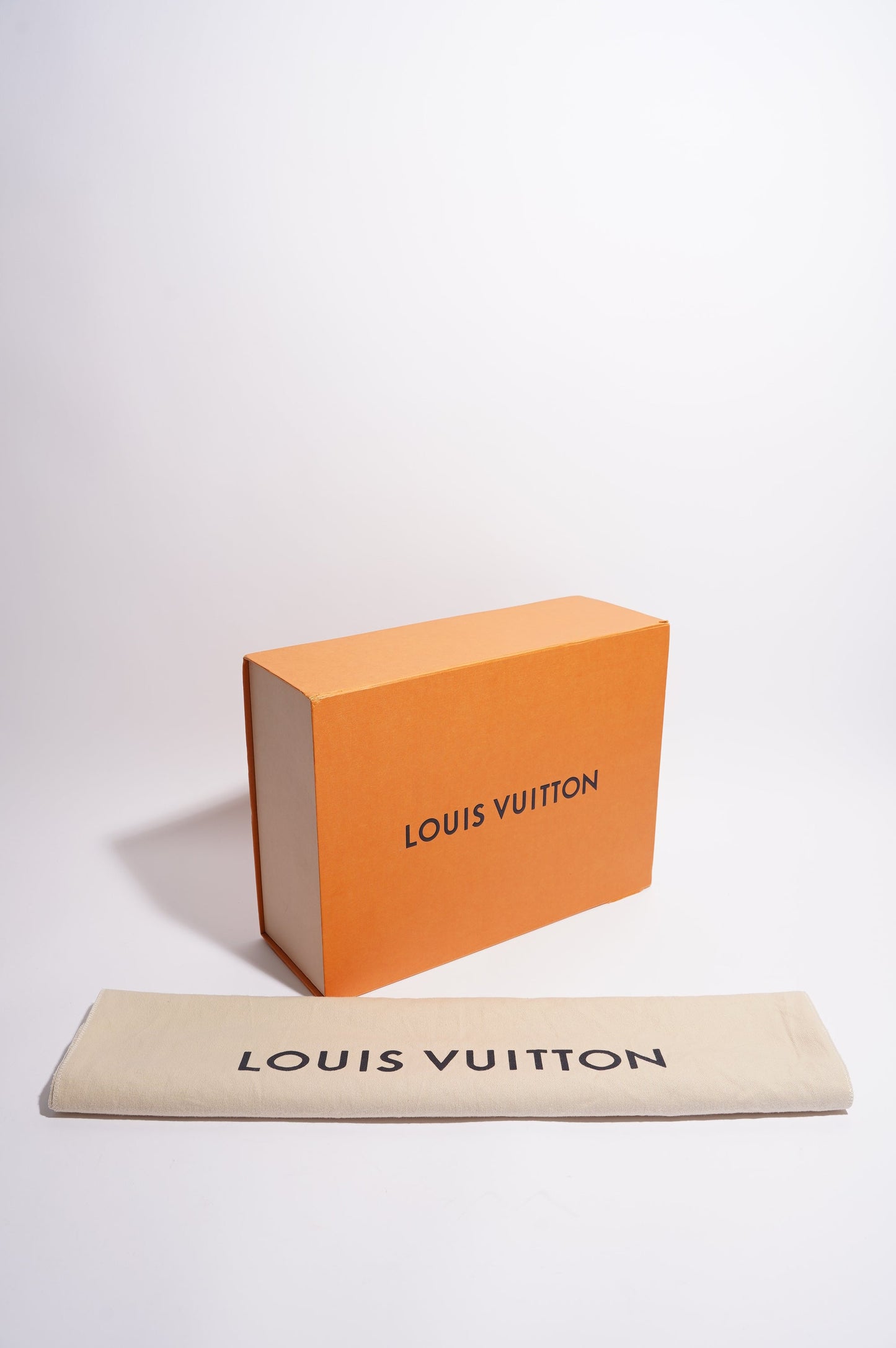Louis Vuitton Womens Brittany Handbag Damier Ebene / Rose