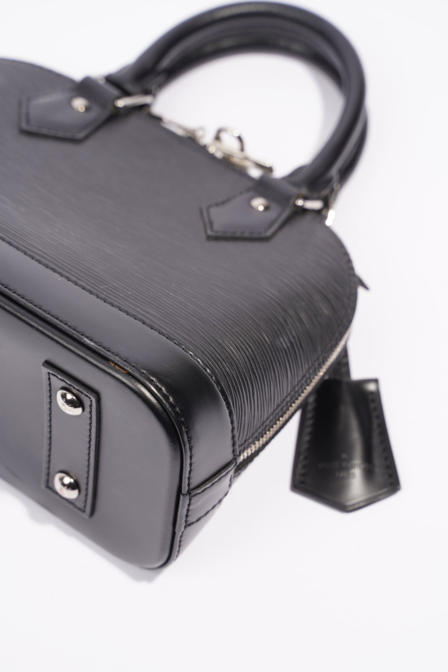 Louis Vuitton Womens Alma Black Epi Leather BB