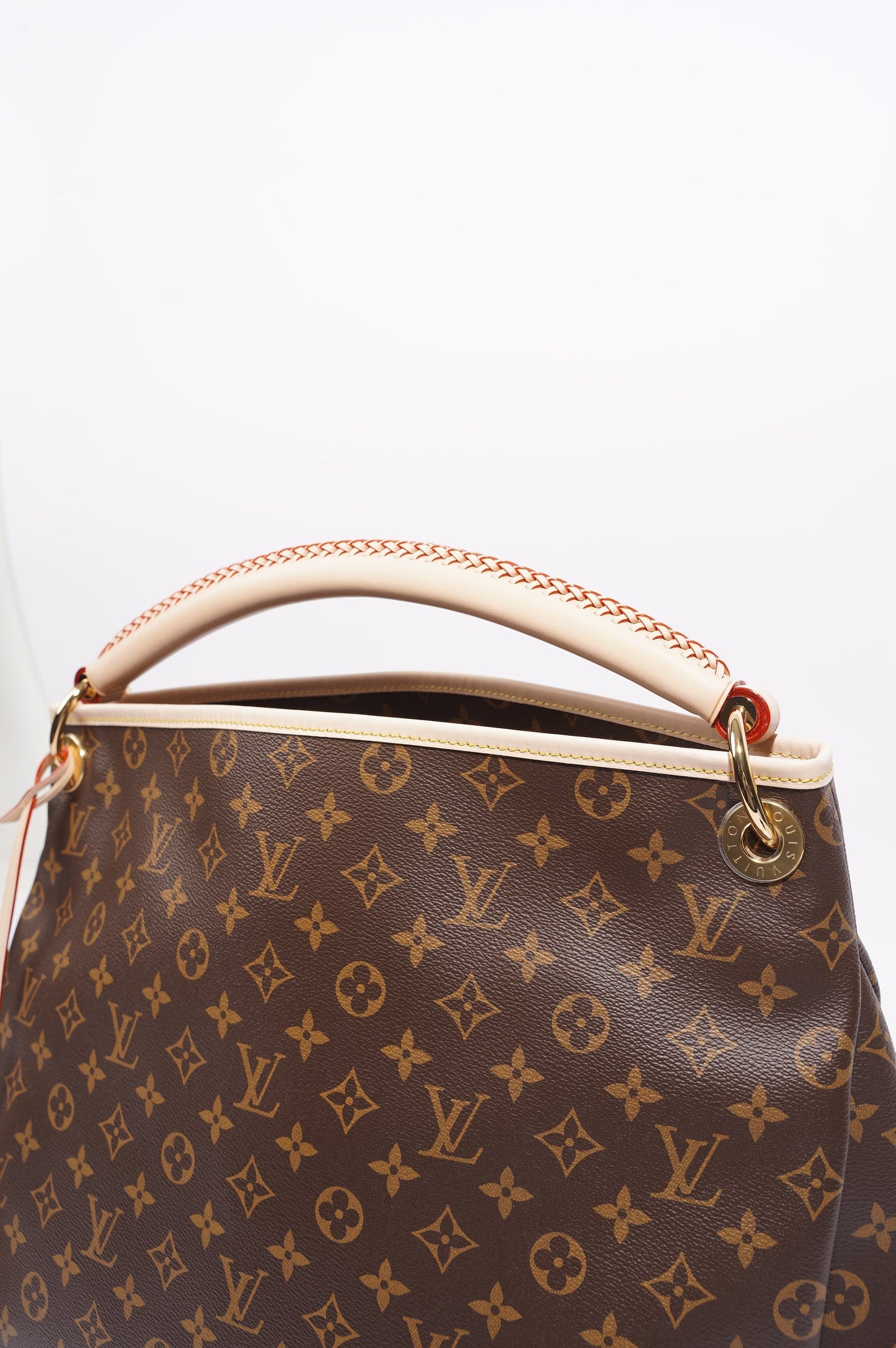 Louis Vuitton Womens Artsy Monogram Cream MM