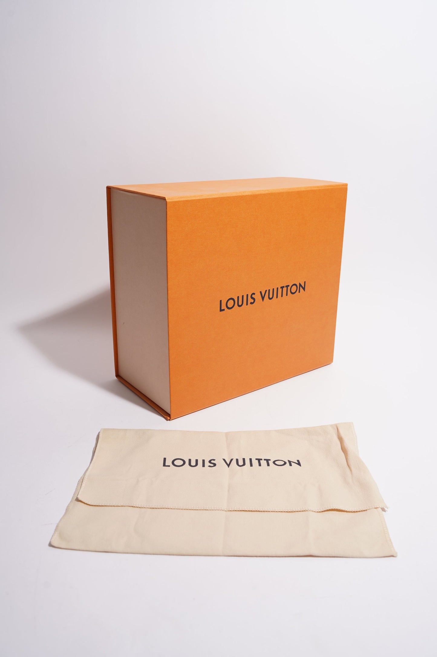 Louis Vuitton Womens Dauphine Mini Bag Monogram