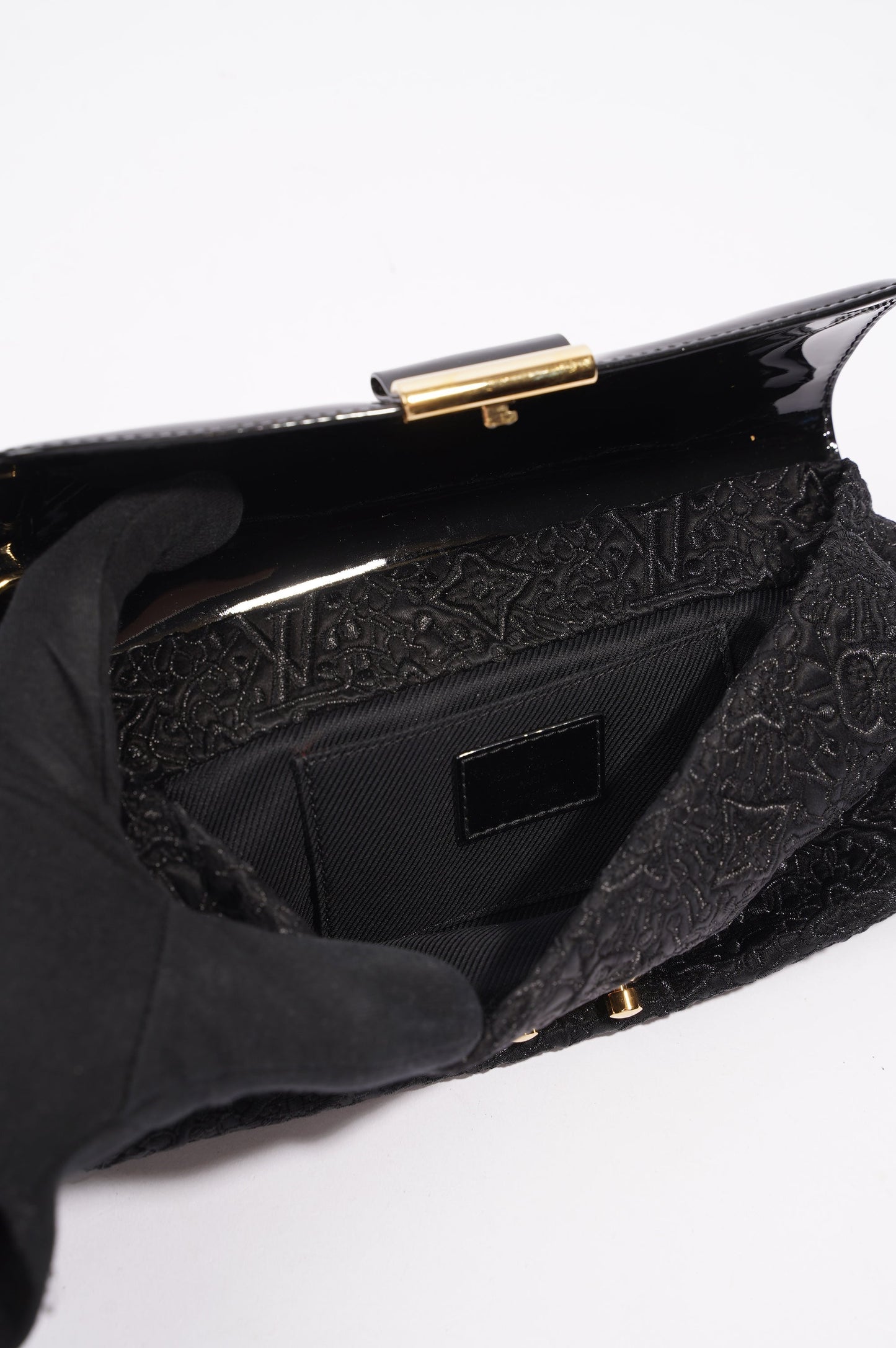 Louis Vuitton Womens Vintage Patent Clutch Black