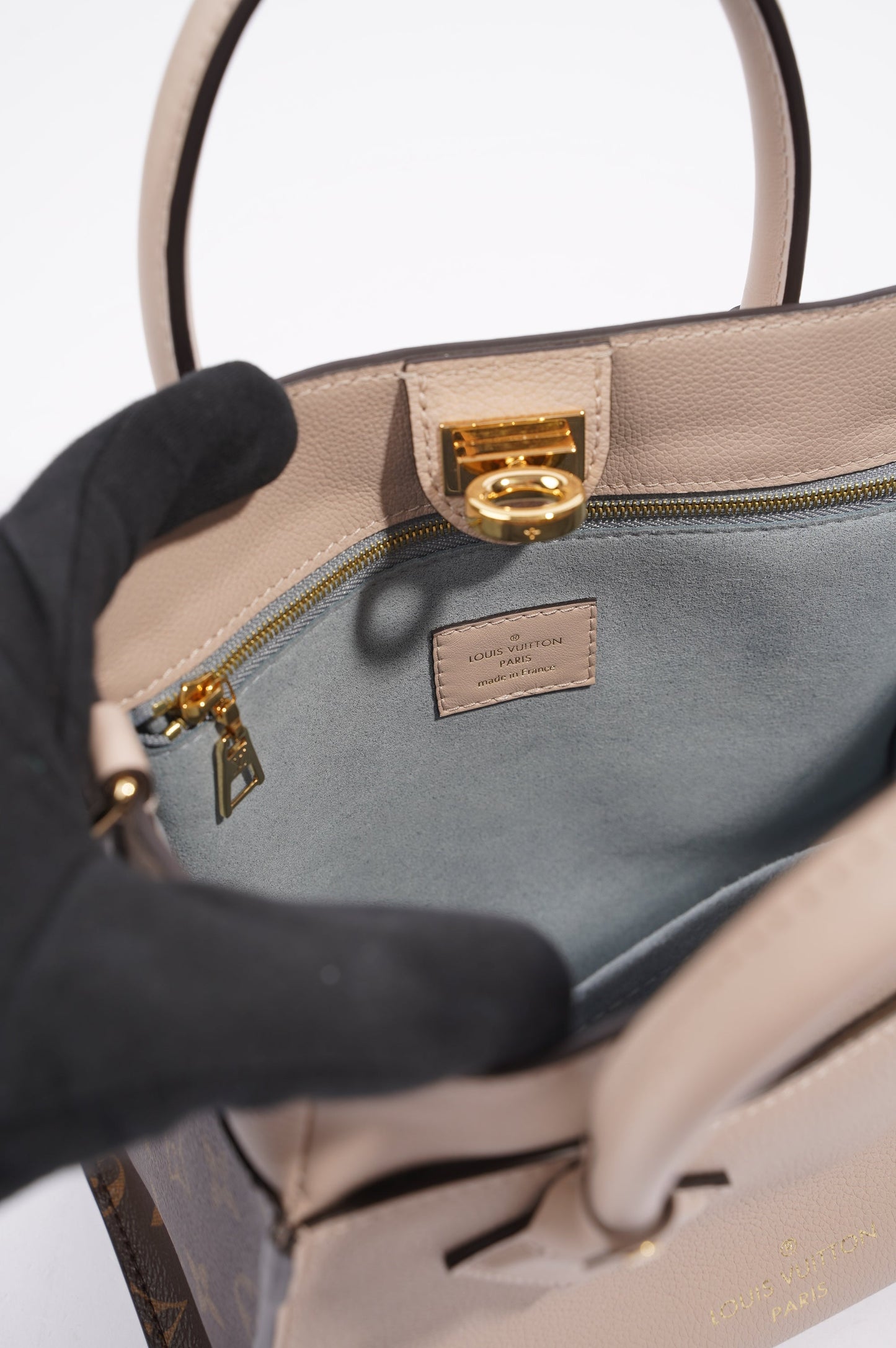 Louis Vuitton Womens On My Side Tote Greige / Monogram PM