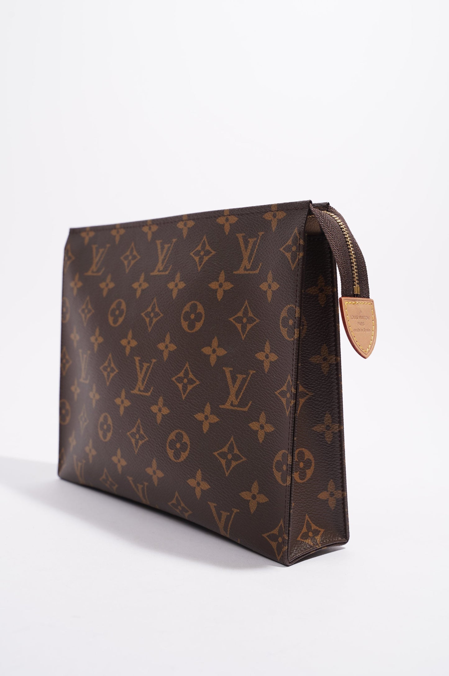 Louis Vuitton Womens Toiletry Monogram 26