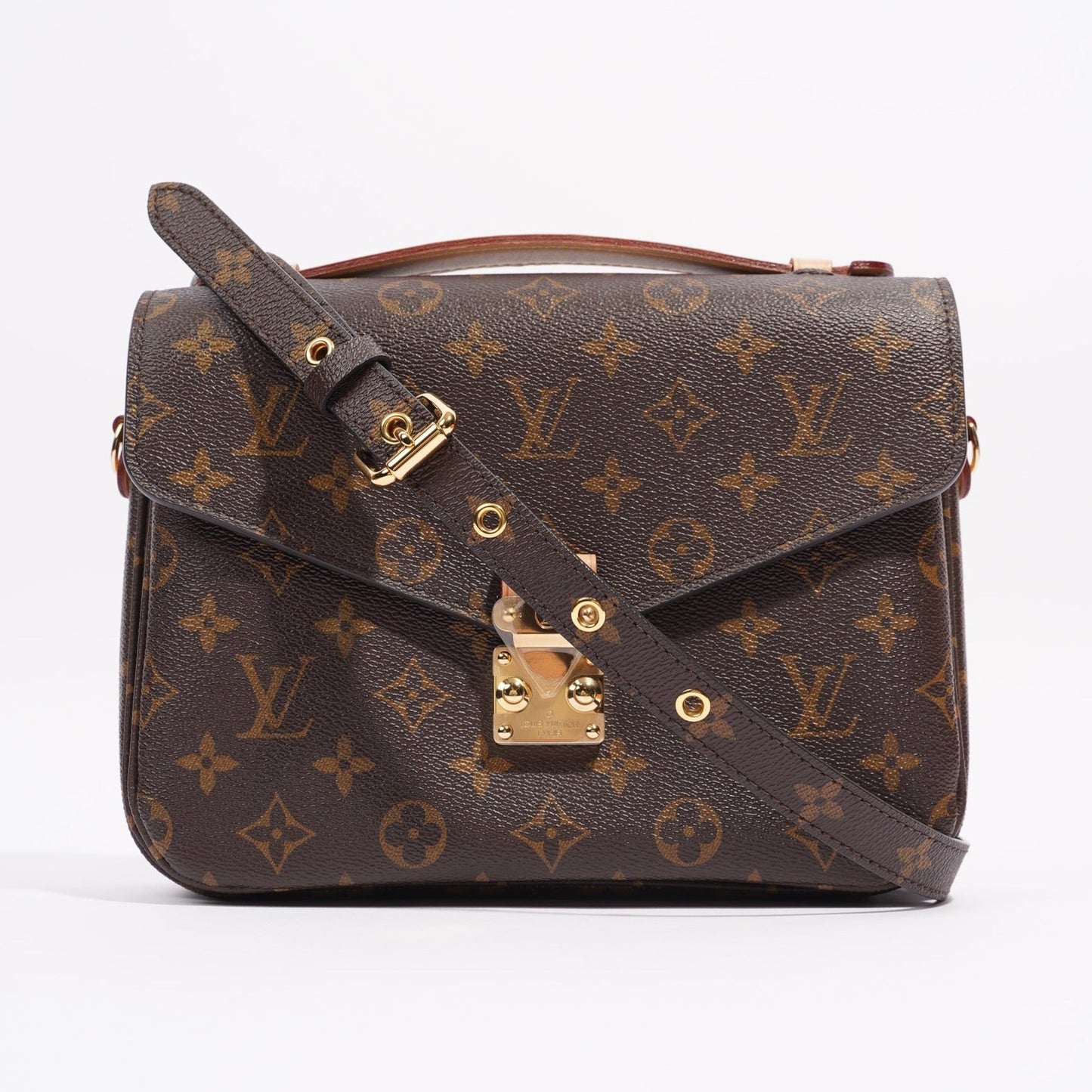 Louis Vuitton Womens Pochette Metis Monogram Canvas