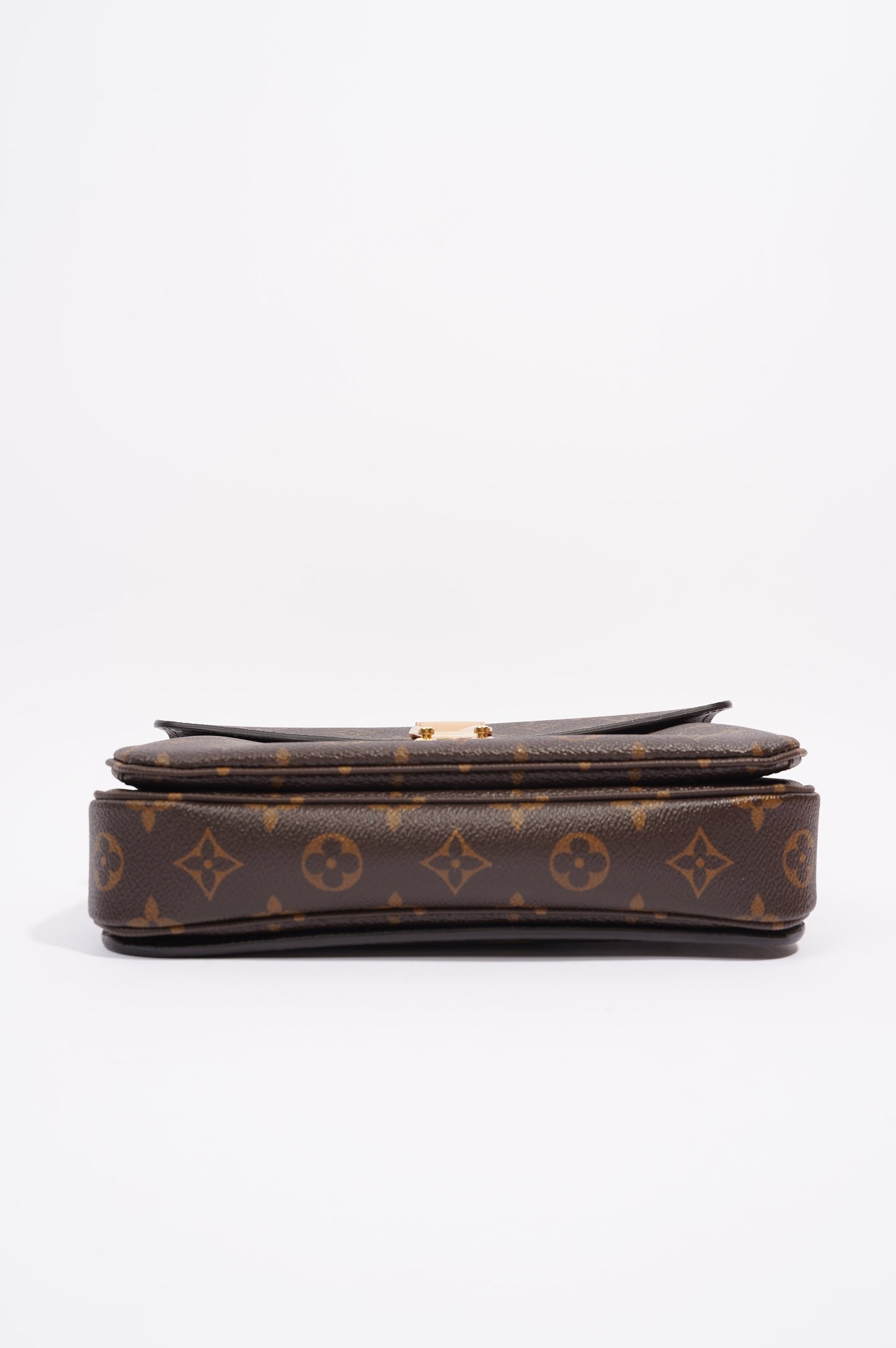 Louis Vuitton Womens Pochette Metis Monogram Canvas