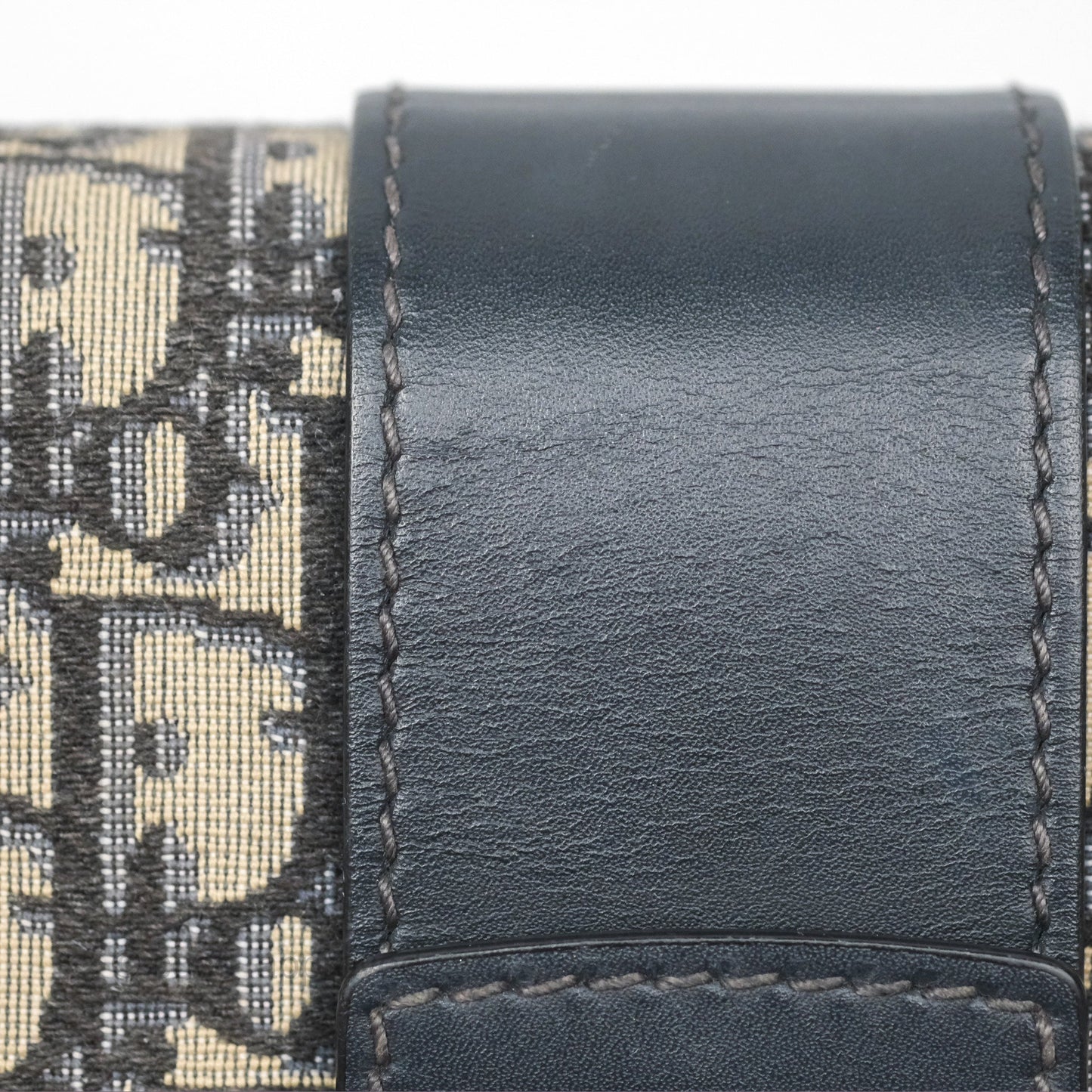Christian Dior 30 Montaigne with Chain Blue Dior Oblique Jacquard