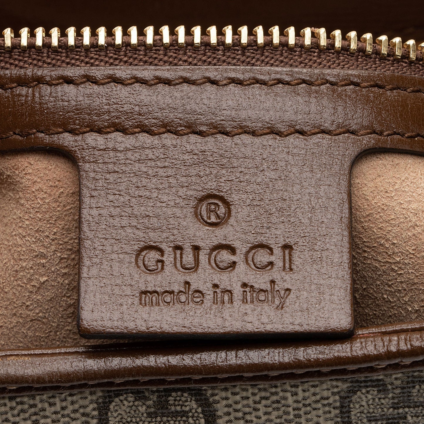 Gucci GG Supreme 1961 Jackie Small Shoulder Bag (SHF-ViiE4X)