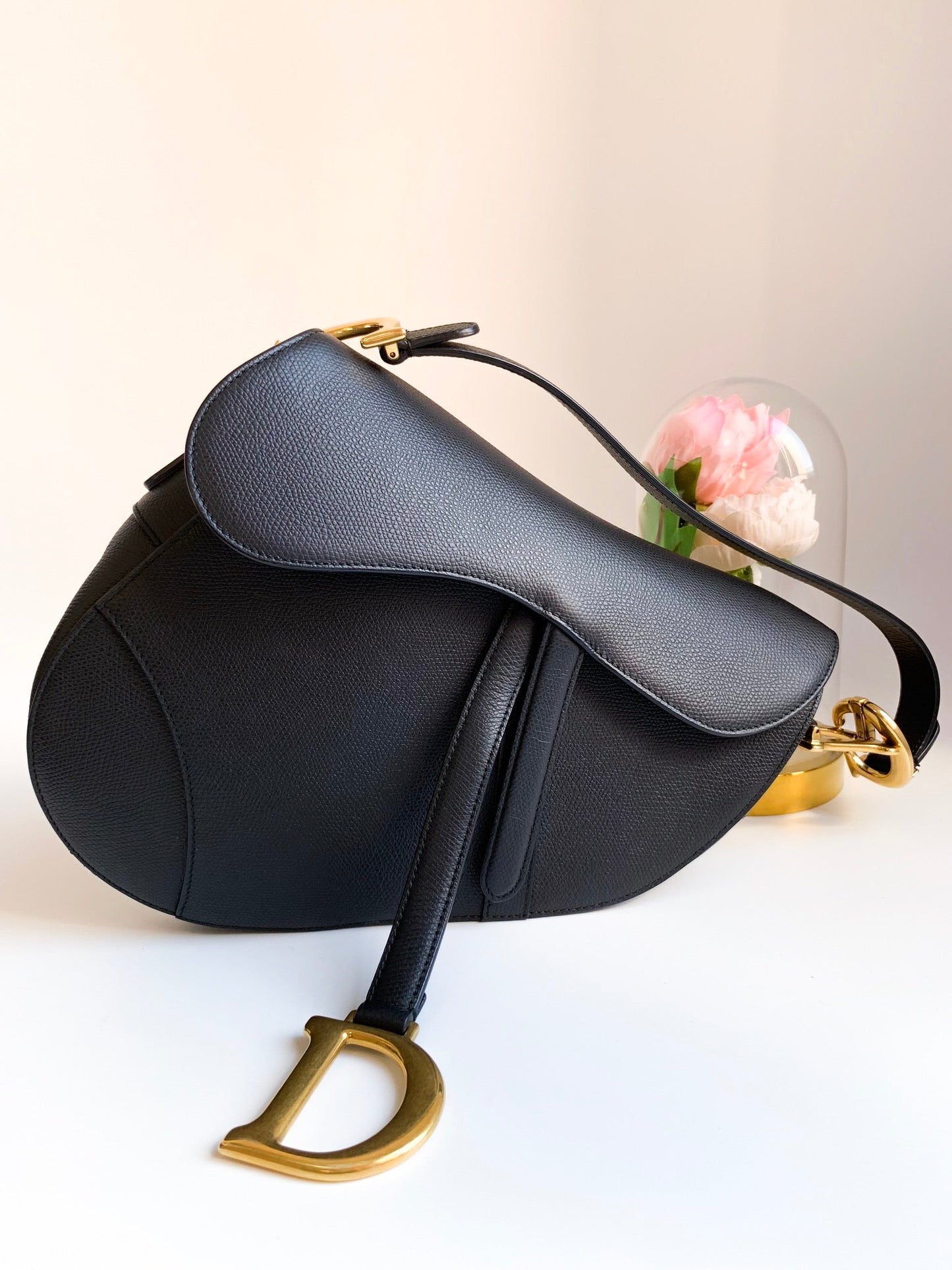 Dior Saddle Medium Black Grained Calfskin GHW