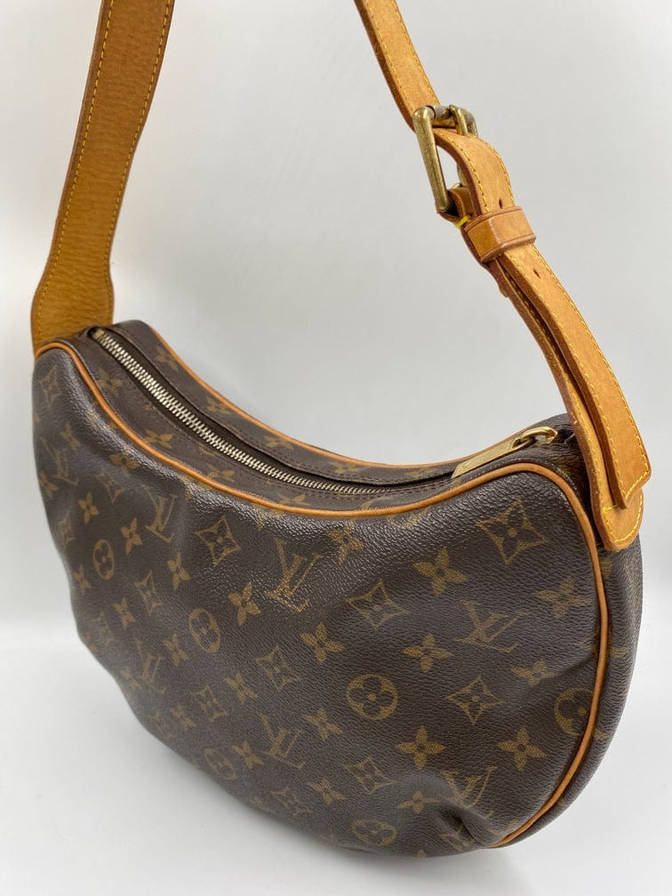 Louis Vuitton Croissant MM