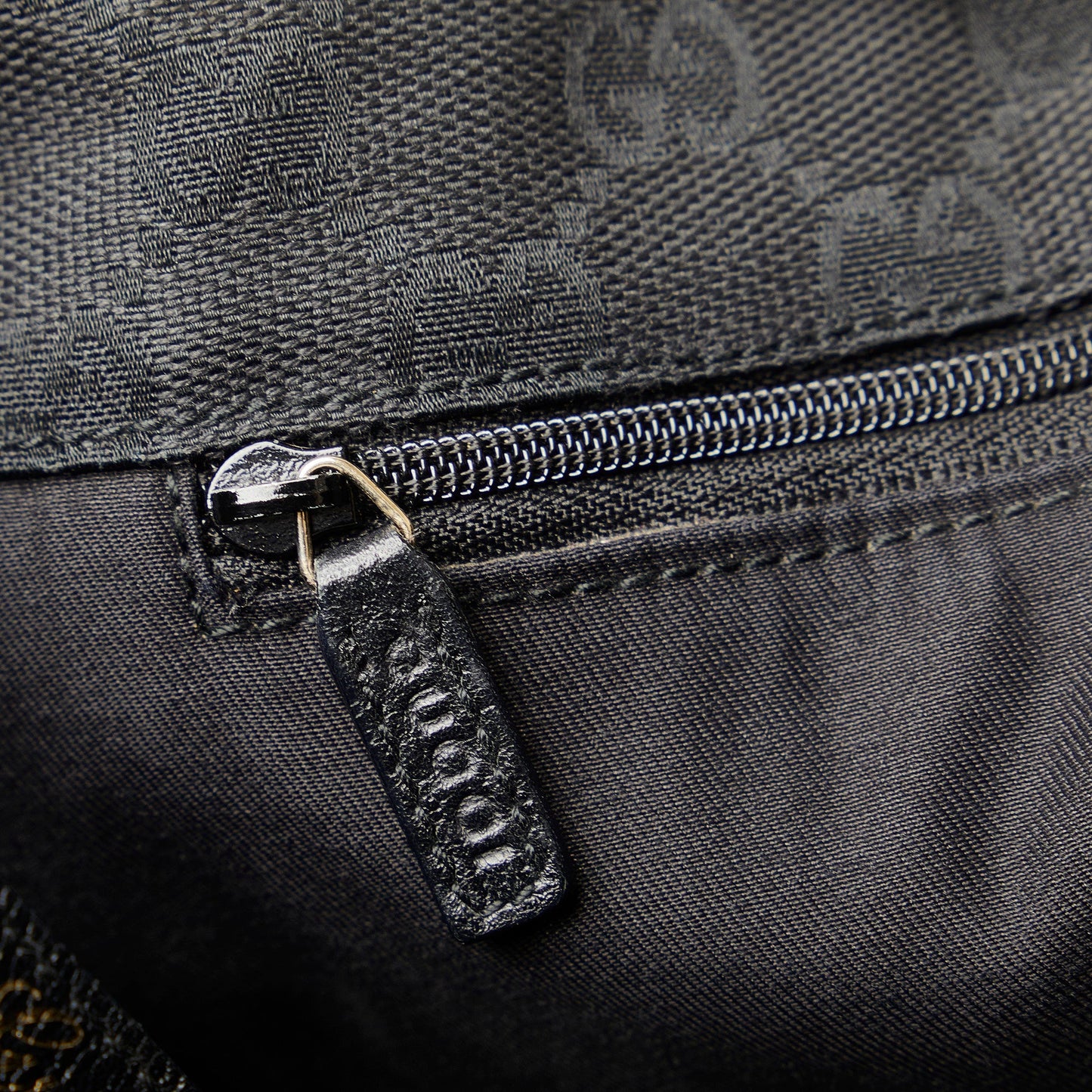 Black Gucci Abbey Leather Tote Bag
