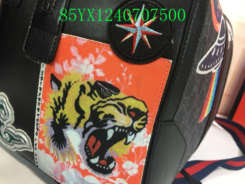 Gucci Bags - The Tote 1015