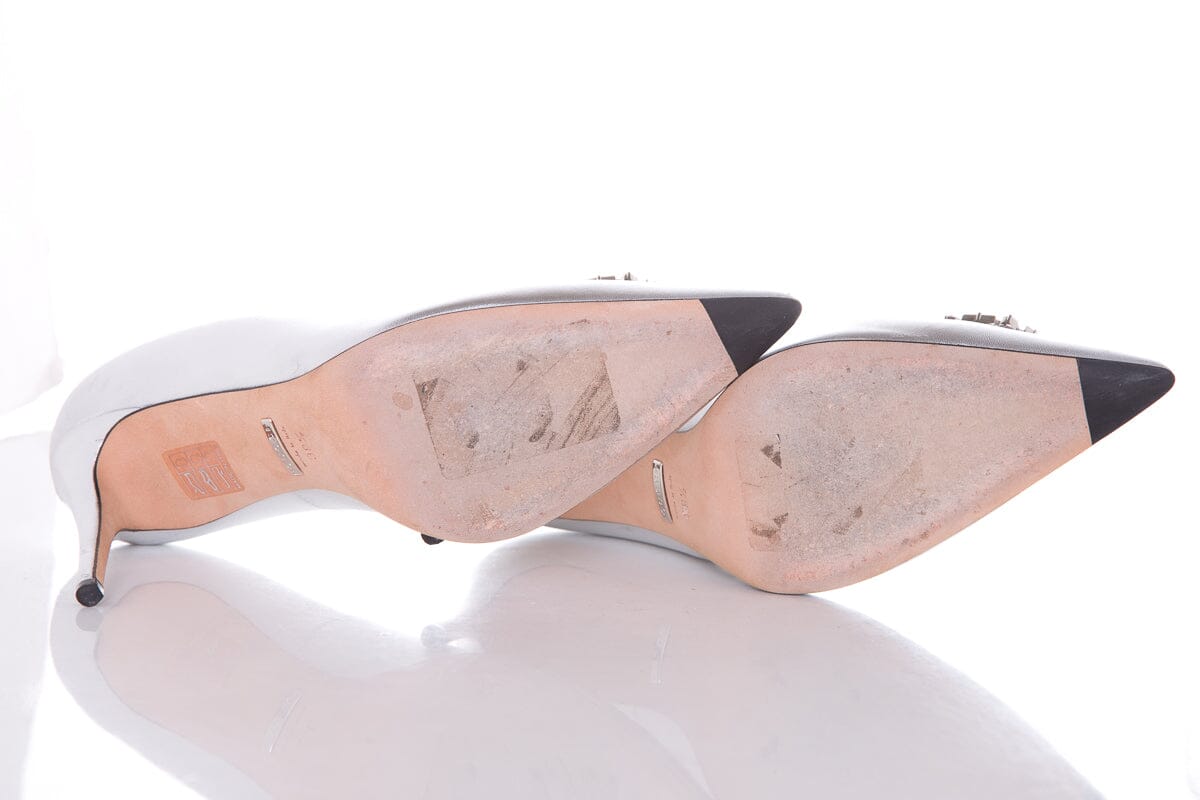 Gucci Metallic Silver Embellished Toe Heels SZ 38.5