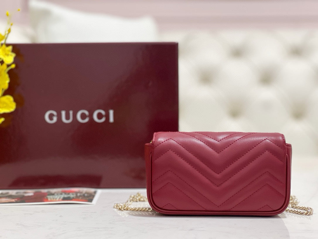 BOLSA GUCCI MARMONT SUPER MINI