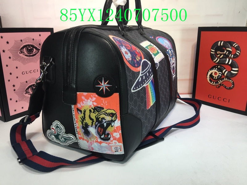 Gucci Bags - The Tote 1015