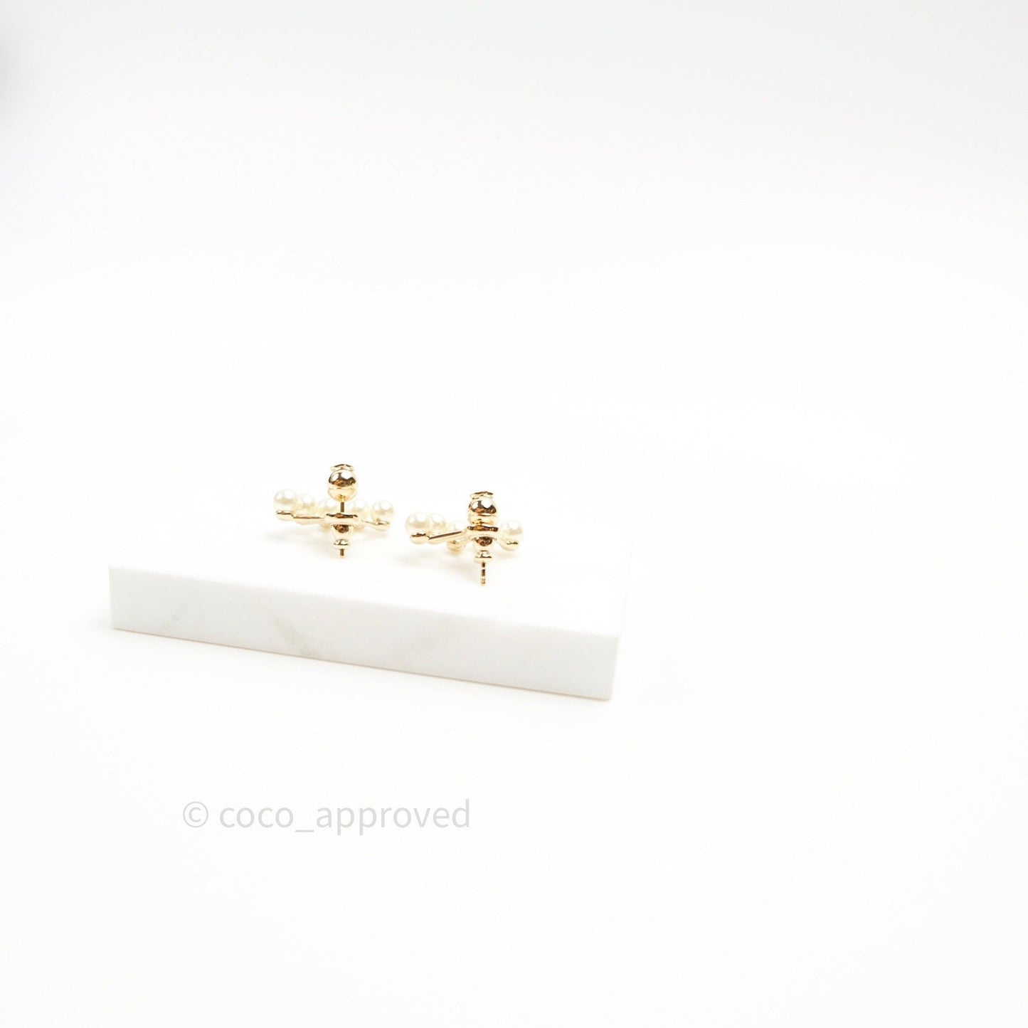 Christian Dior Pearl La Peite Tribale Earrings