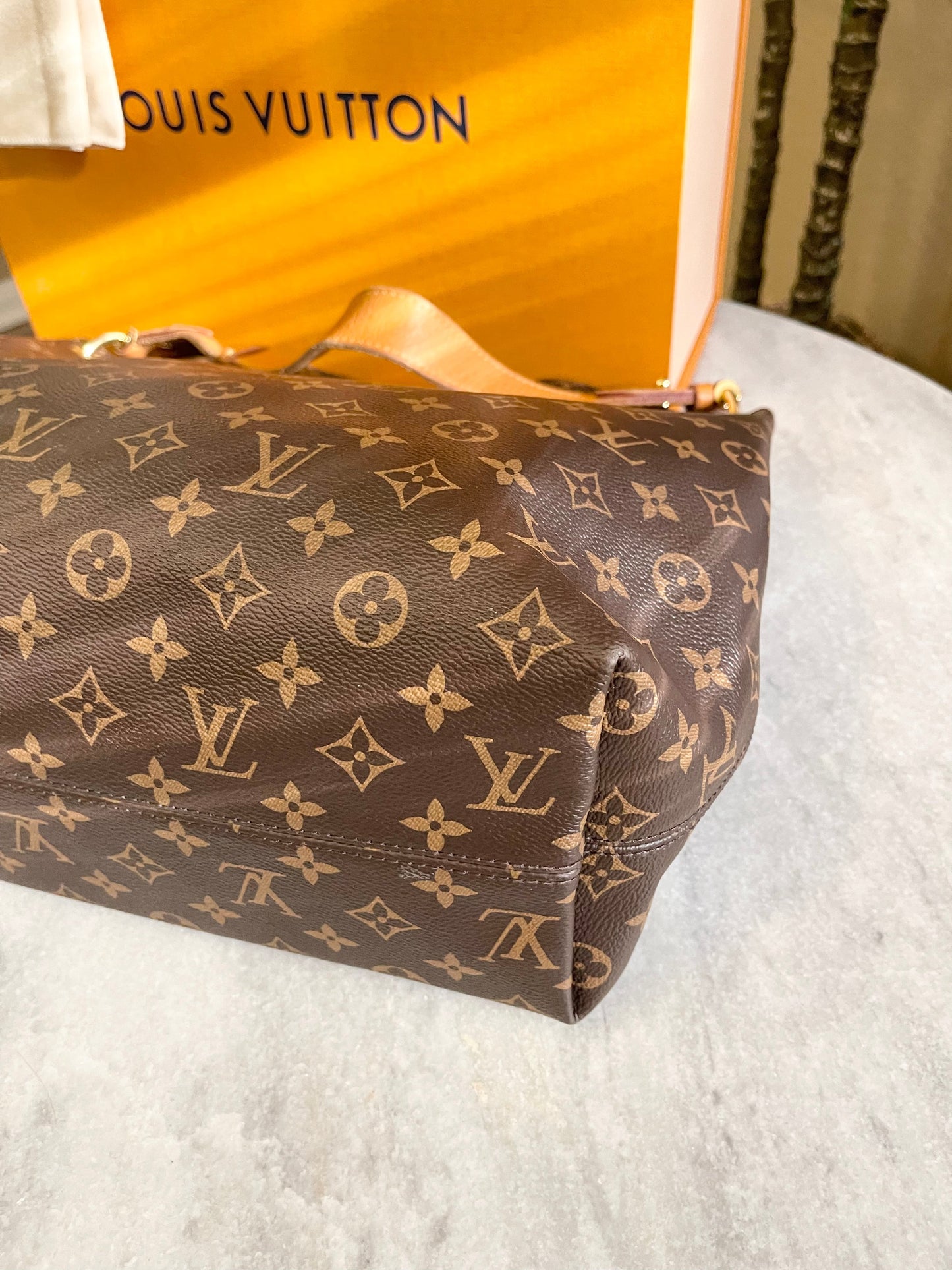 LOUIS VUITTON Graceful MM Monogram Canvas Hobo Bag in Peony