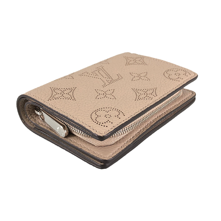 LOUIS VUITTON Mahina Portefeiulle Claire M80817 Bifold wallet