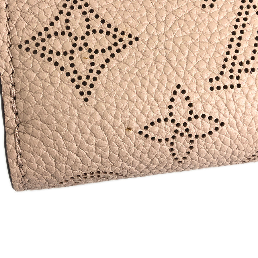 LOUIS VUITTON Mahina Portefeiulle Claire M80817 Bifold wallet