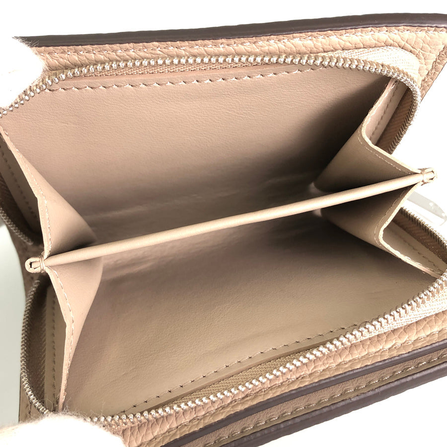 LOUIS VUITTON Mahina Portefeiulle Claire M80817 Bifold wallet
