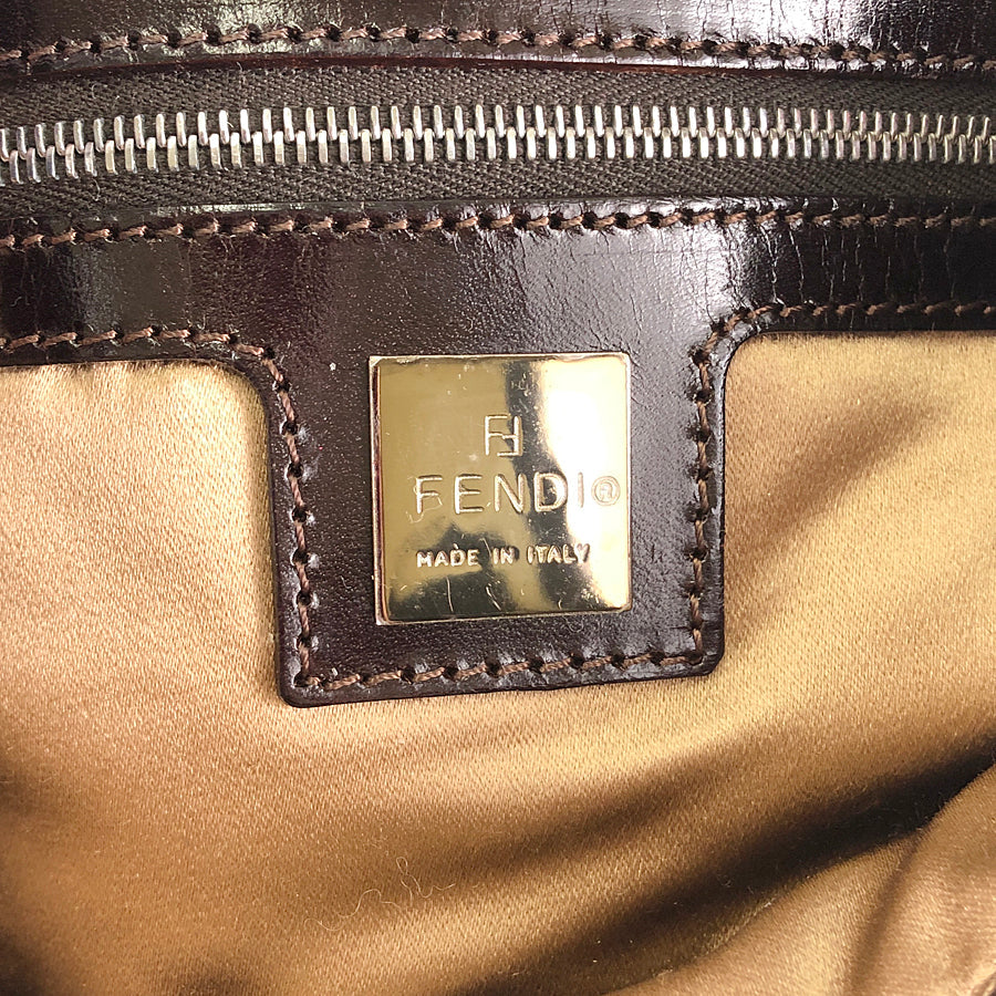 FENDI Mamma bucket Shoulder bag