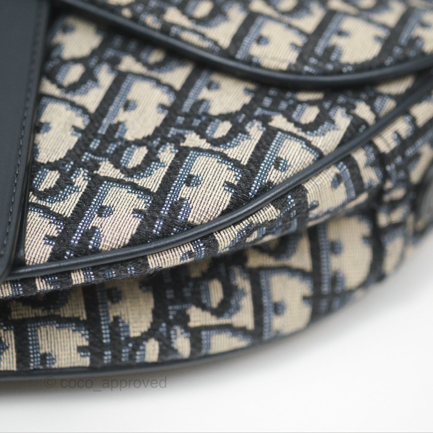 Christian Dior Saddle Bag Navy Dior Oblique Embroidery Gold Hardware
