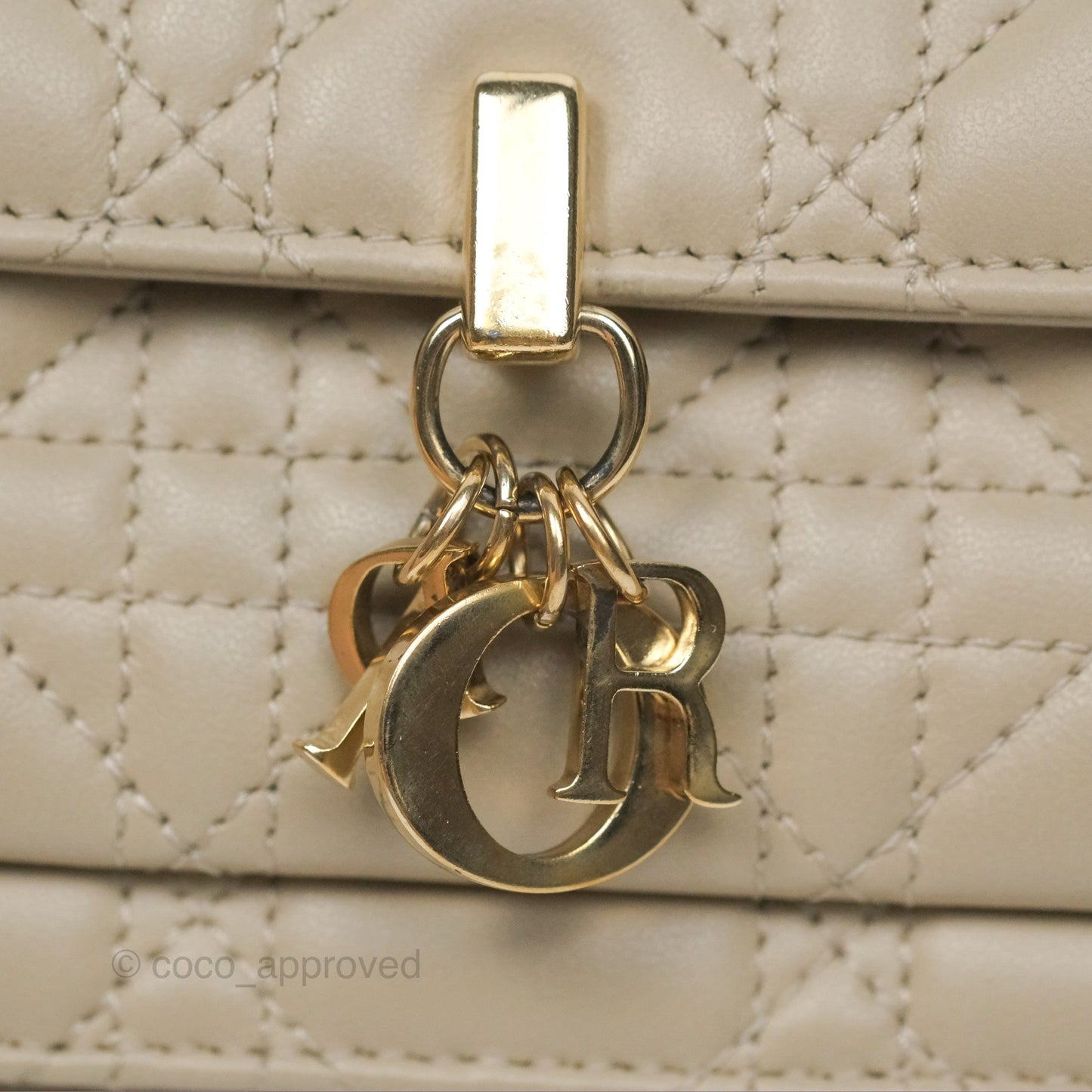 Christian Dior My Dior Daily Chain Pouch Sand-Colored Cannage Lambskin Gold Hardware