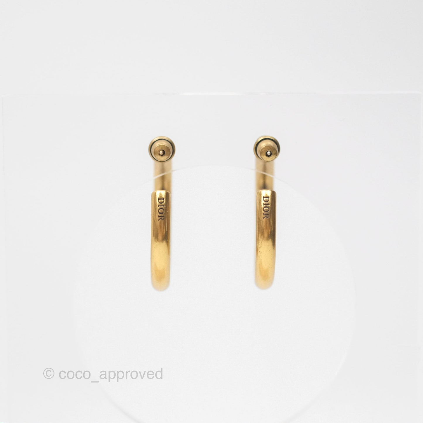 Christian Dior 30 Montaigne Hoop Earrings Gold Tone