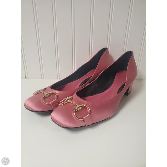 Shoes Luxury Designer By Gucci In Pink, Size: 8