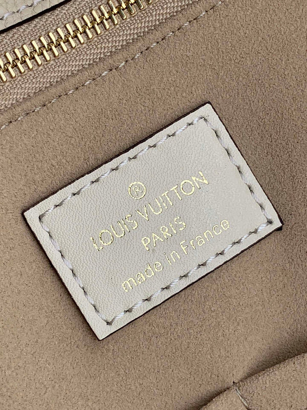 Franco Shops - Louis Vuittons  - 15514