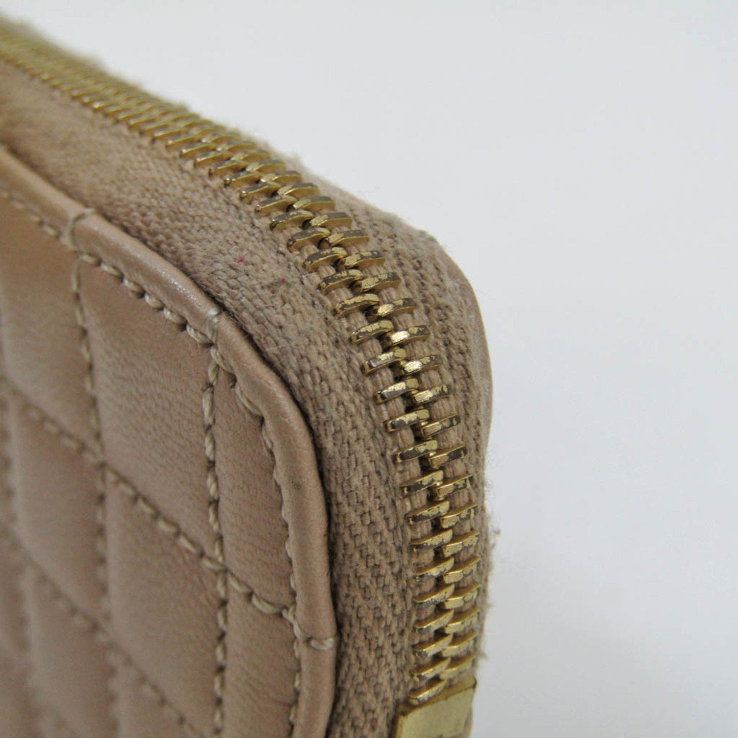 Celine Quilted C Charm Women's Leather Coin Purse/coin Case Beige
