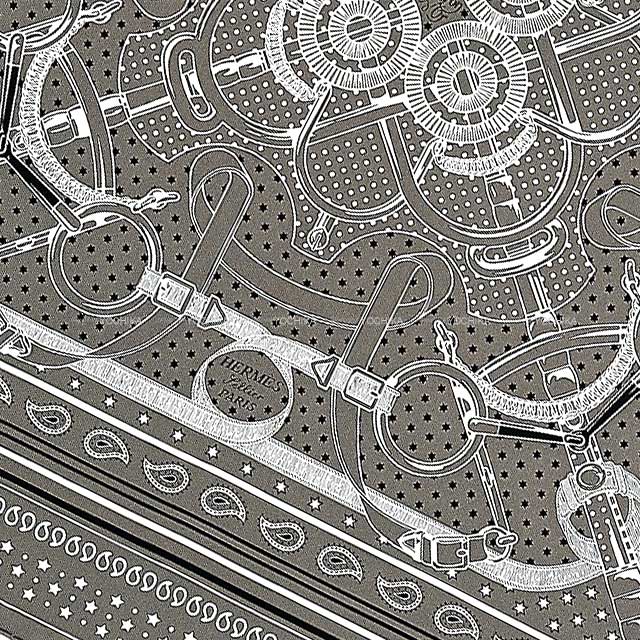 HERMES scarf Carre 70 Eperon d'Or Bandana Gris Taupe/Black(Noir)/White(Blanc) Silk100%