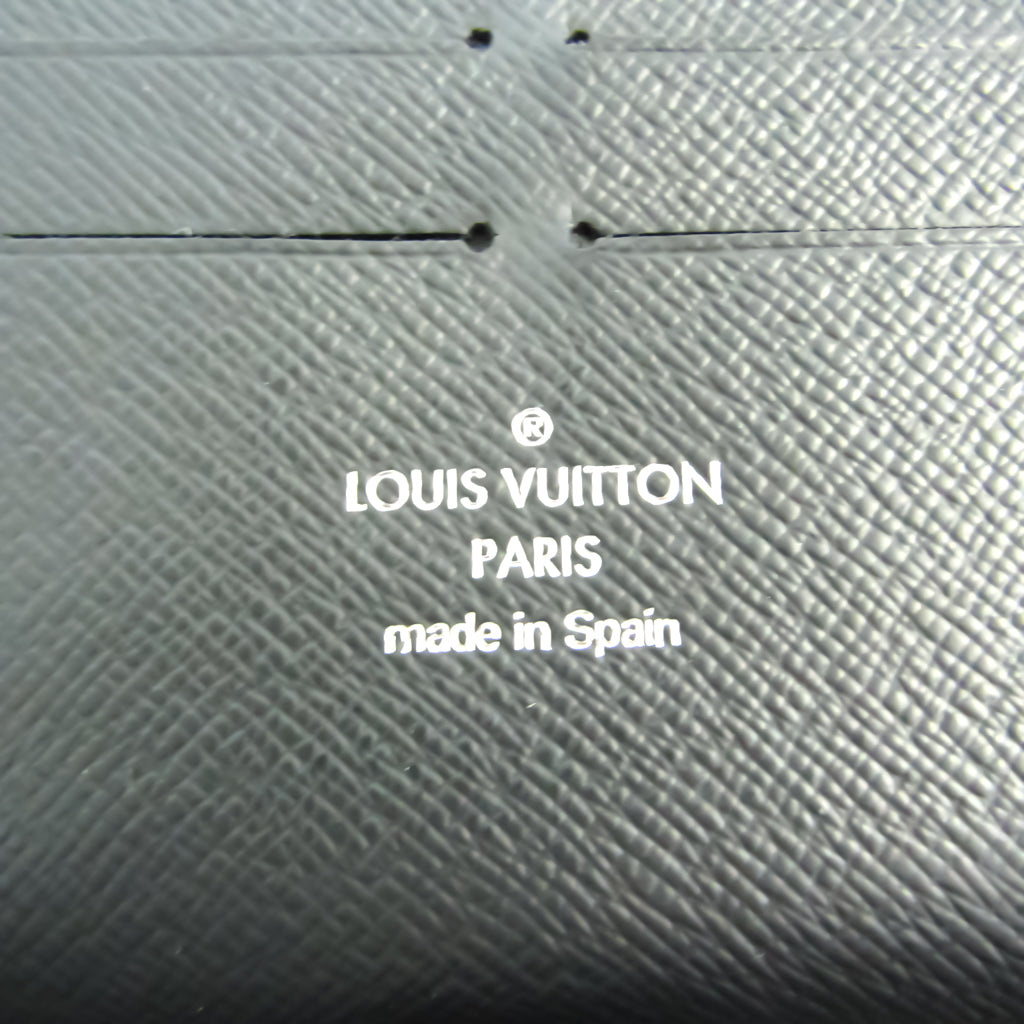 Louis Vuitton Black Leather Zippy organizer wallet accessories
