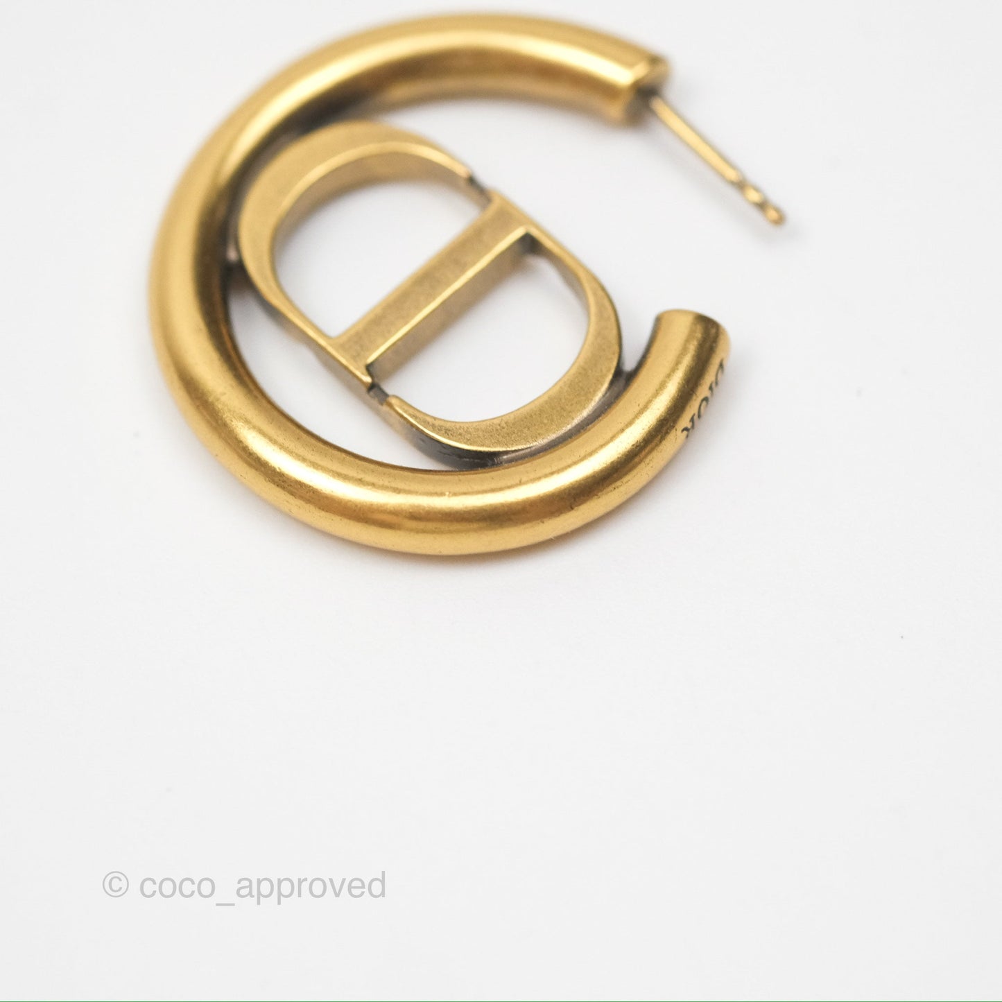 Christian Dior 30 Montaigne Hoop Earrings Gold Tone