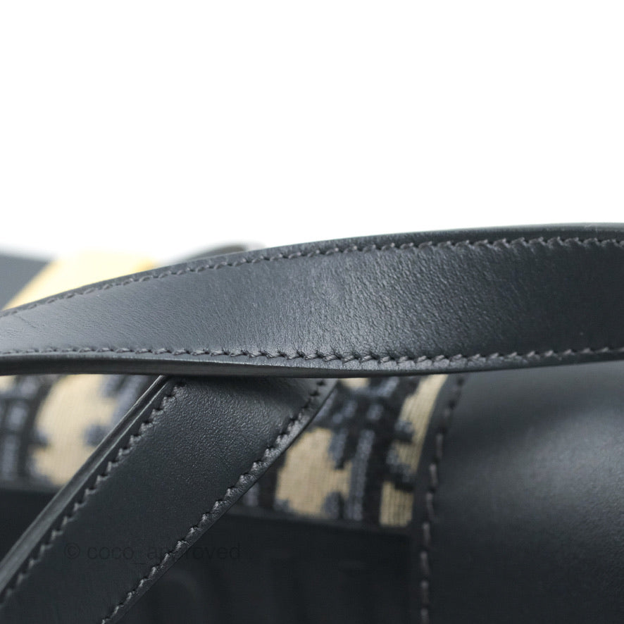Dior 30 Montaigne Bag Blue Dior Oblique Jacquard