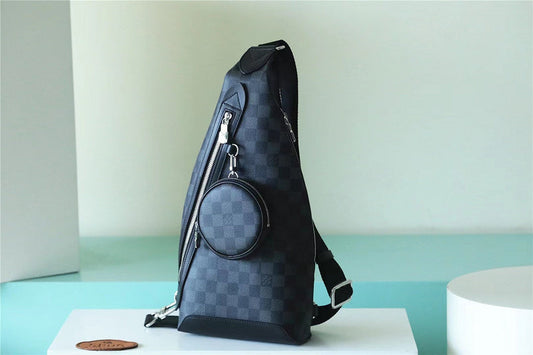 Franco Shops - Louis Vuittons  - 9953
