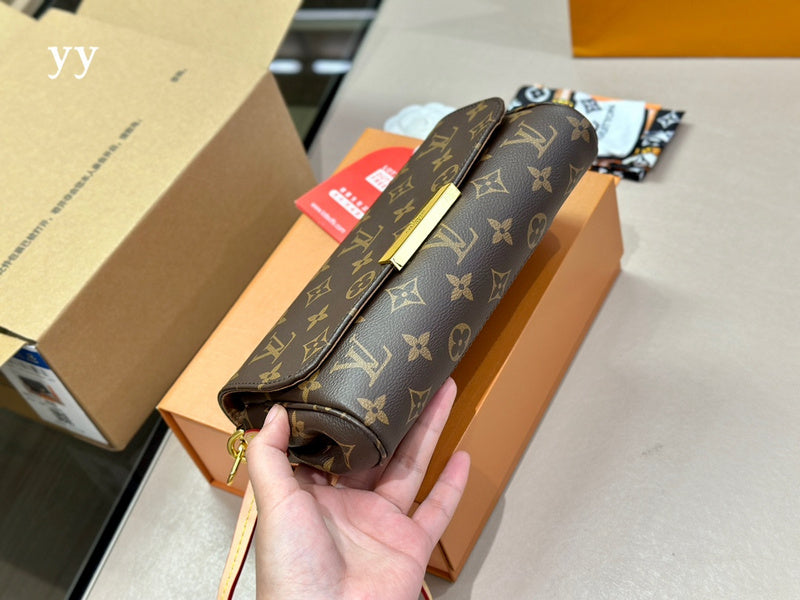 Franco Shops - Louis Vuittons  - 14990