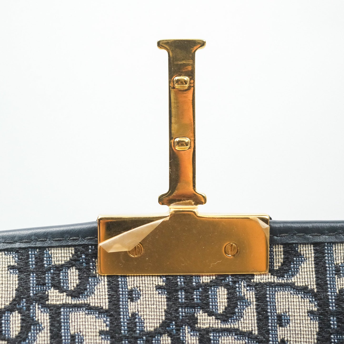 Christian Dior 30 Montaigne with Chain Blue Dior Oblique Jacquard