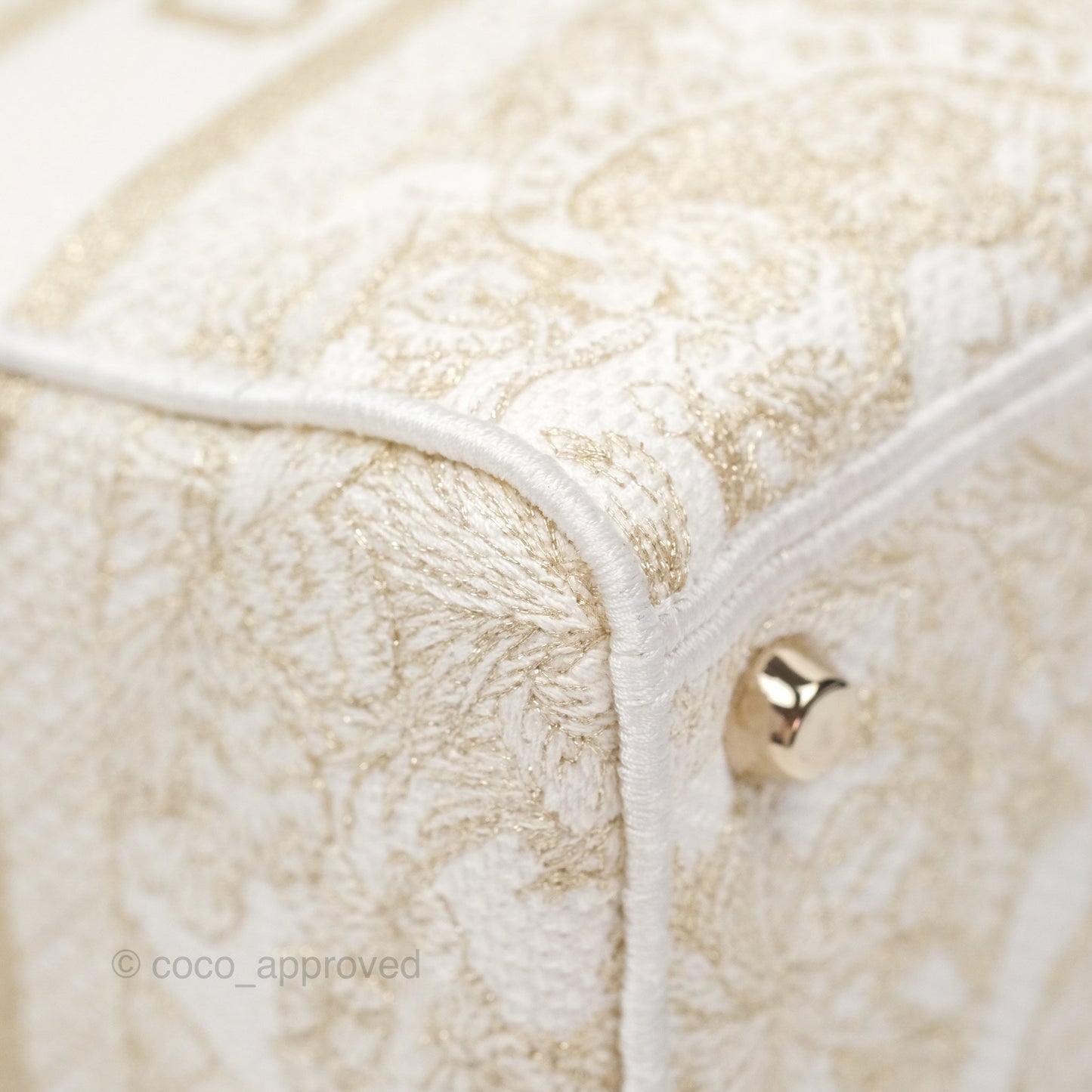 Christian Dior Medium Lady D-Lite Bag Dior Jardin d'Hiver Embroidery White