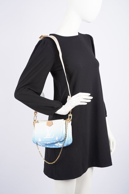 Louis Vuitton Womens Multi Pochette By The Pool