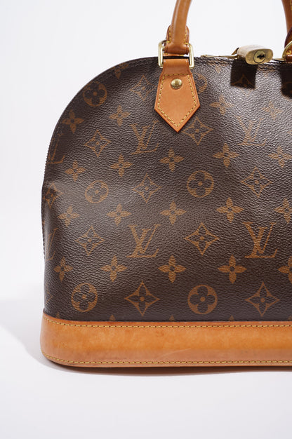 Louis Vuitton Womens Alma Monogram PM