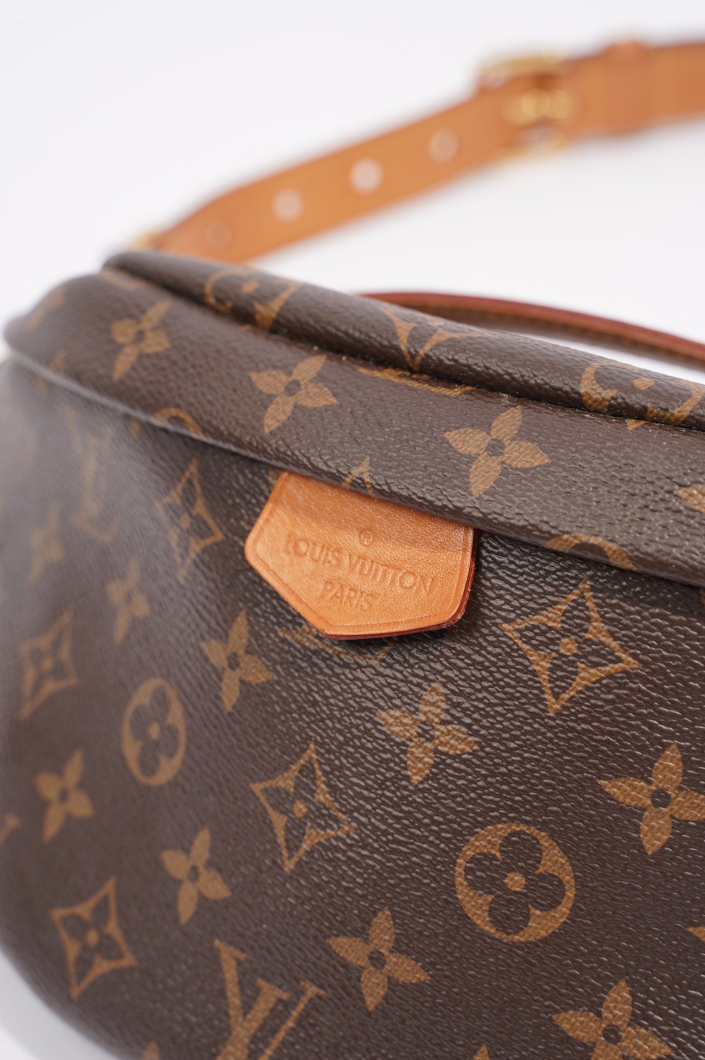 Louis Vuitton Womens Bum Bag Monogram