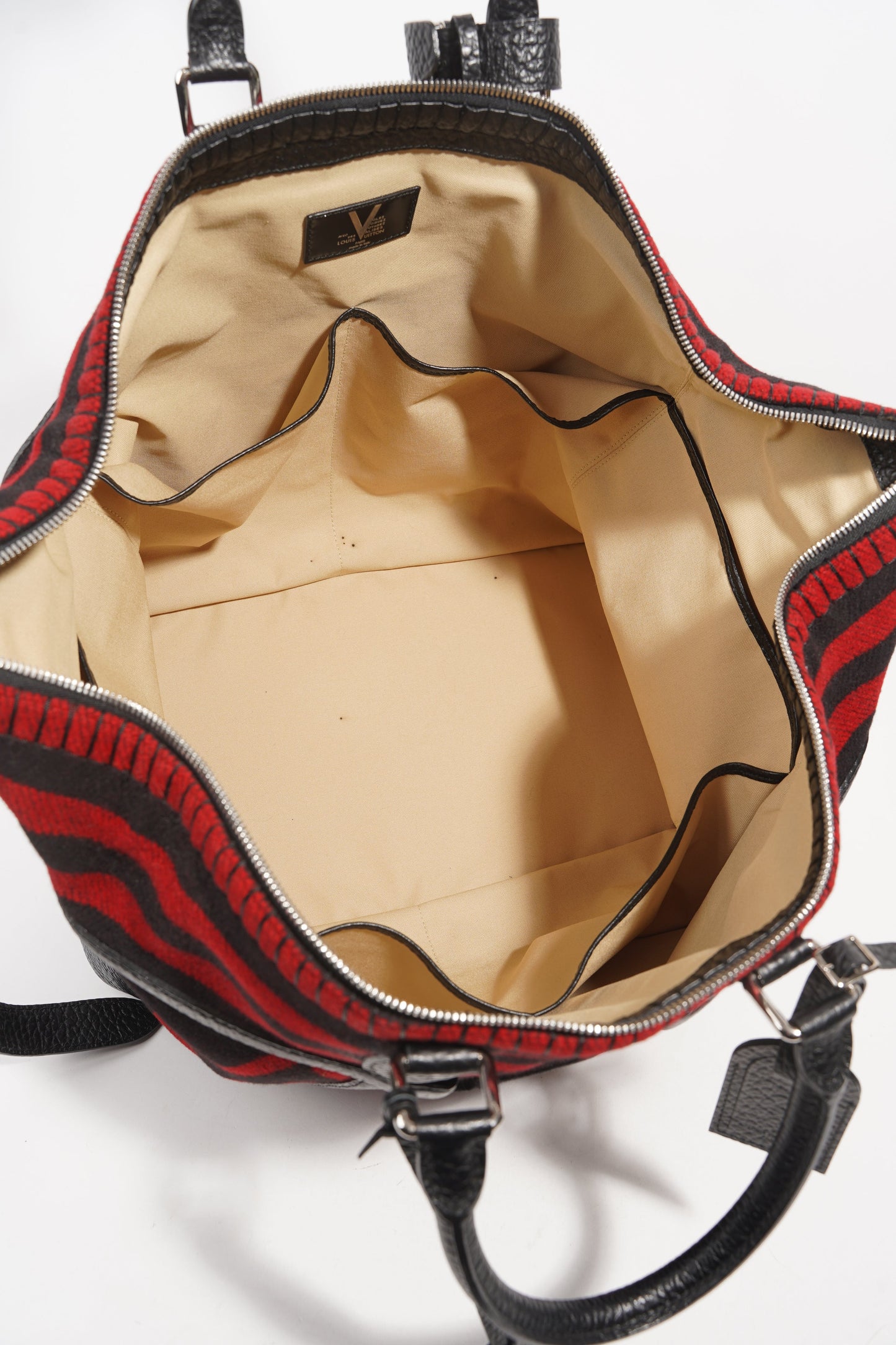 Louis Vuitton Womens Grimaud Vail Blanket Weekend Bag Black Red