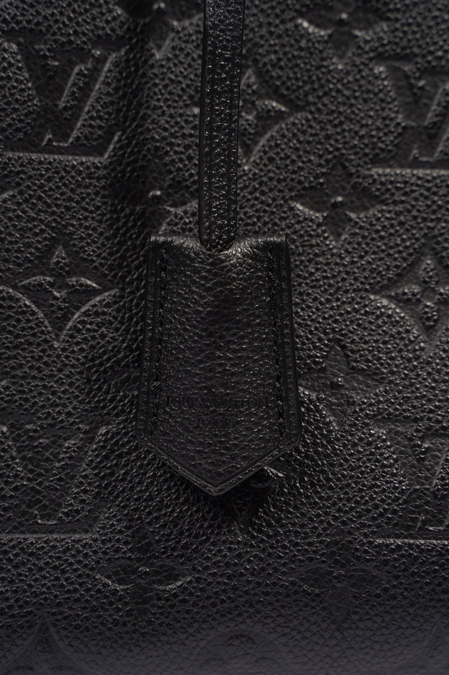 Louis Vuitton Womens Montaigne Black Empreinte Leather MM