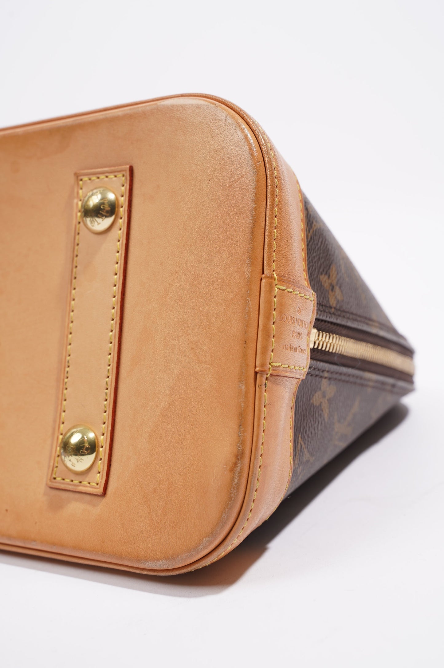 Louis Vuitton Womens Alma Monogram PM