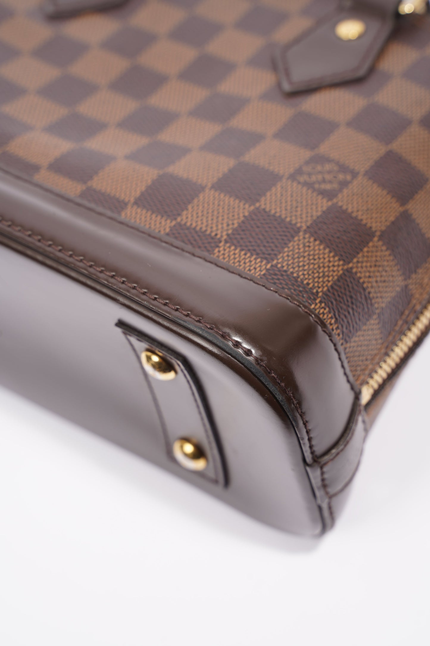 Louis Vuitton Womens Alma Damier Ebene BB