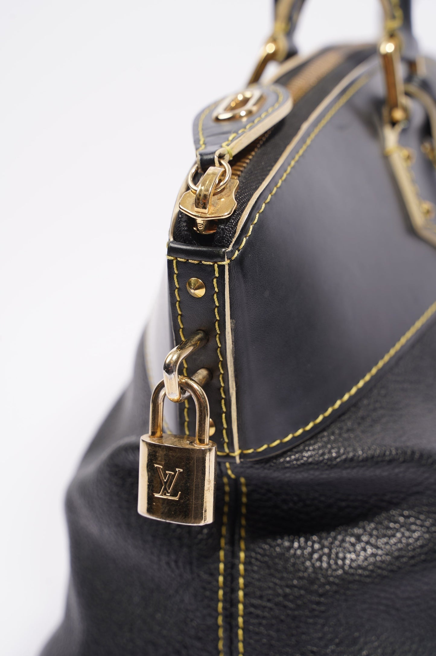 Louis Vuitton Womens Vintage Suhali Lockit Bag Black MM