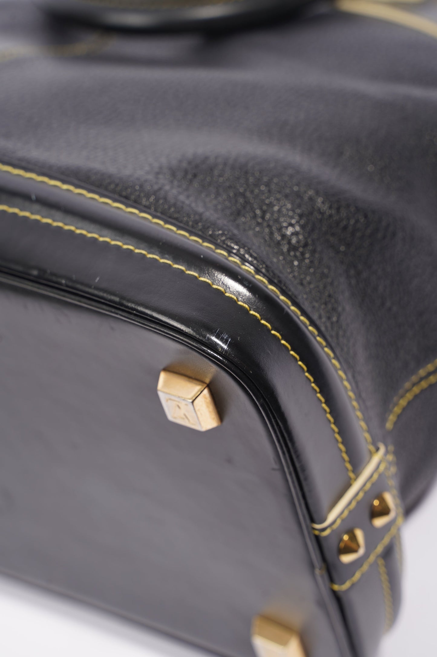Louis Vuitton Womens Vintage Suhali Lockit Bag Black MM