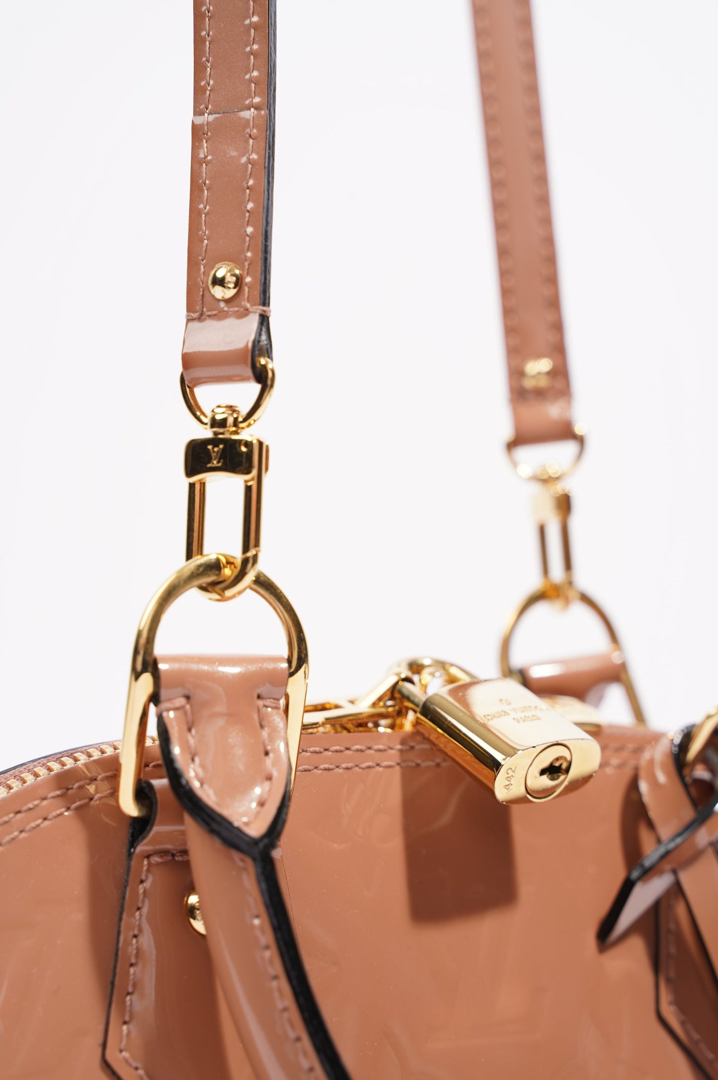 Louis Vuitton Womens Alma Rose Vernis BB