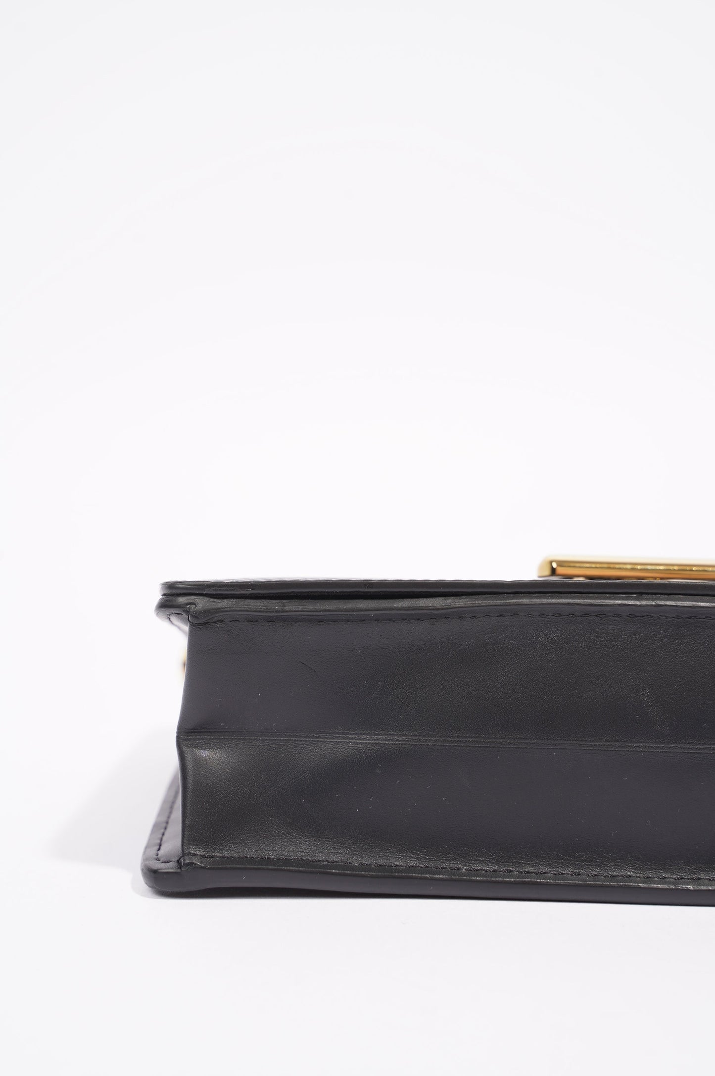 Louis Vuitton Womens Twist Chain Pouch Black Epi Leather