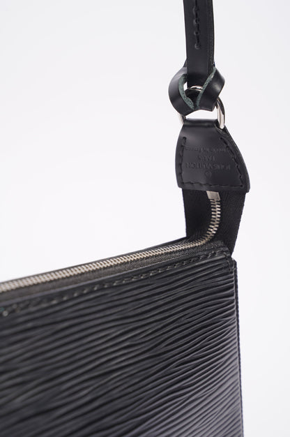 Louis Vuitton Womens Pochette Accessoires Black Epi Leather